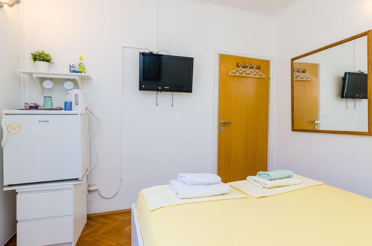 Room Bruna Дубровник Екстериор снимка
